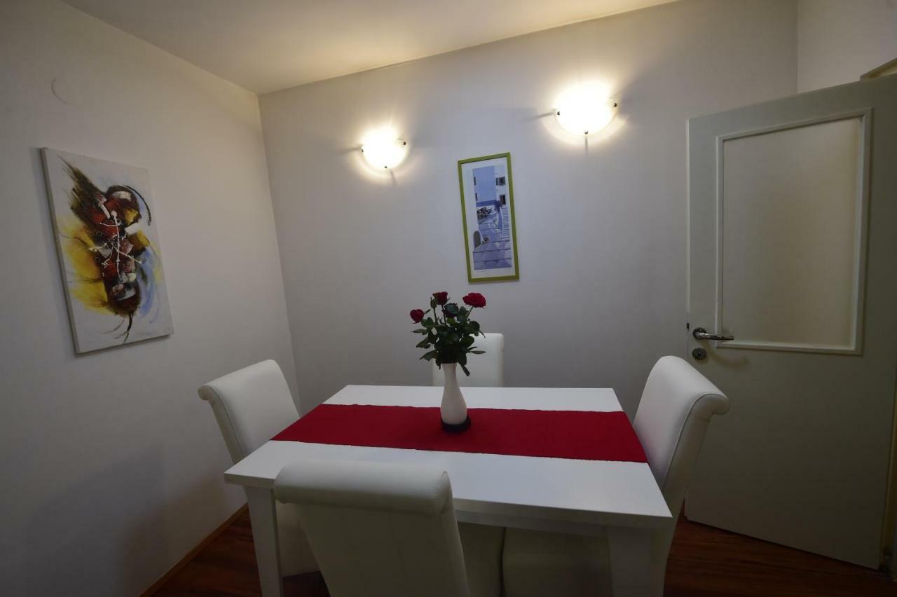 Beograd - Apartman "Gardos" Zewnętrze zdjęcie