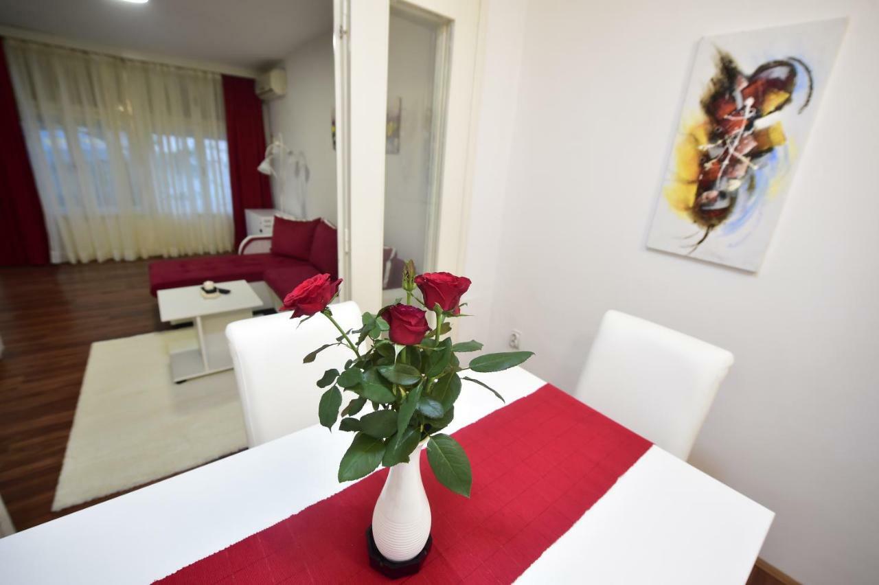 Beograd - Apartman "Gardos" Zewnętrze zdjęcie